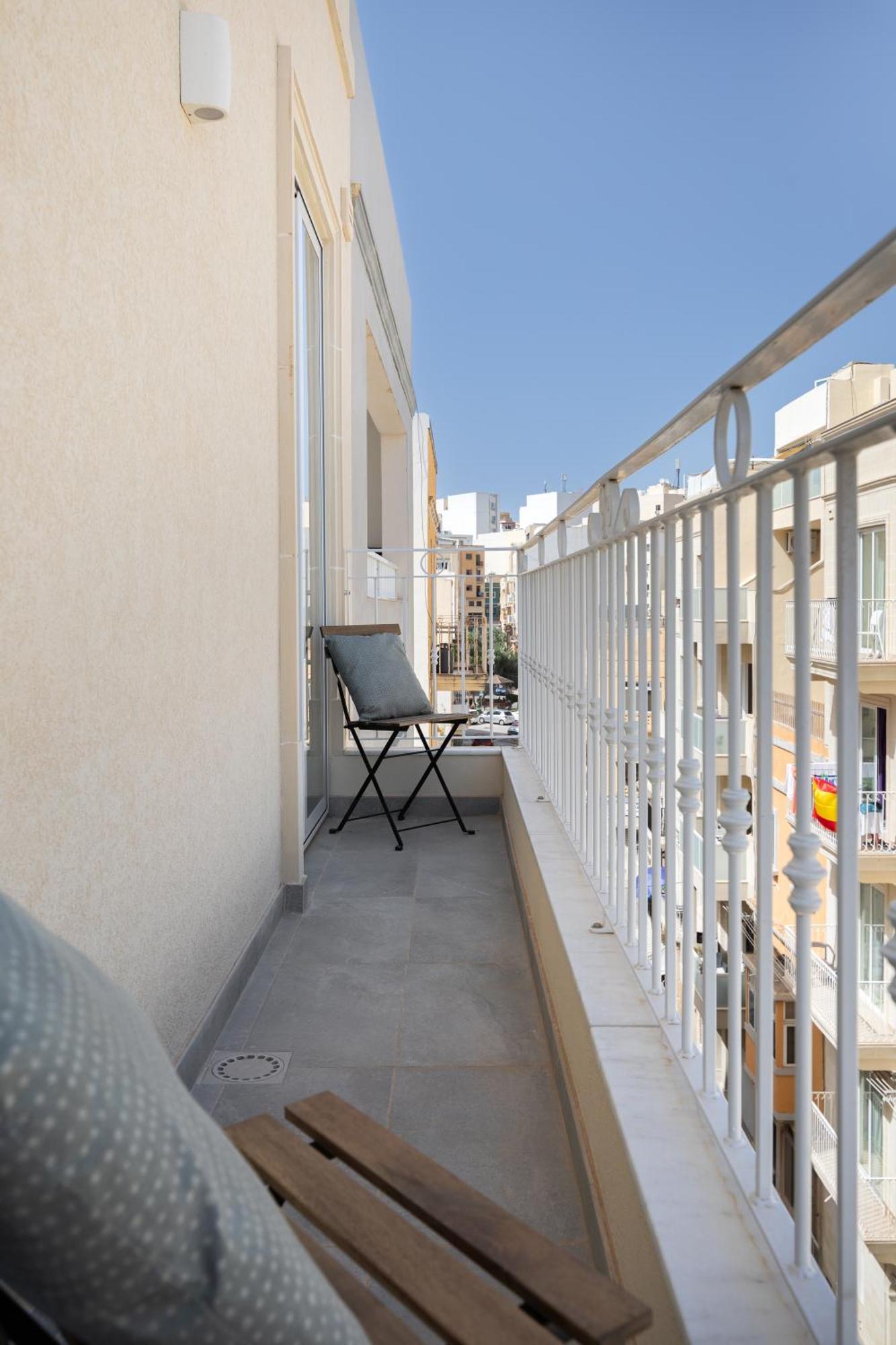 Edka Suites - Modern Sunlit 2Bd Apartments With Balconies - Close To Sliema Promenade, St Julian'S & St Georges Bay Gzira Exterior photo